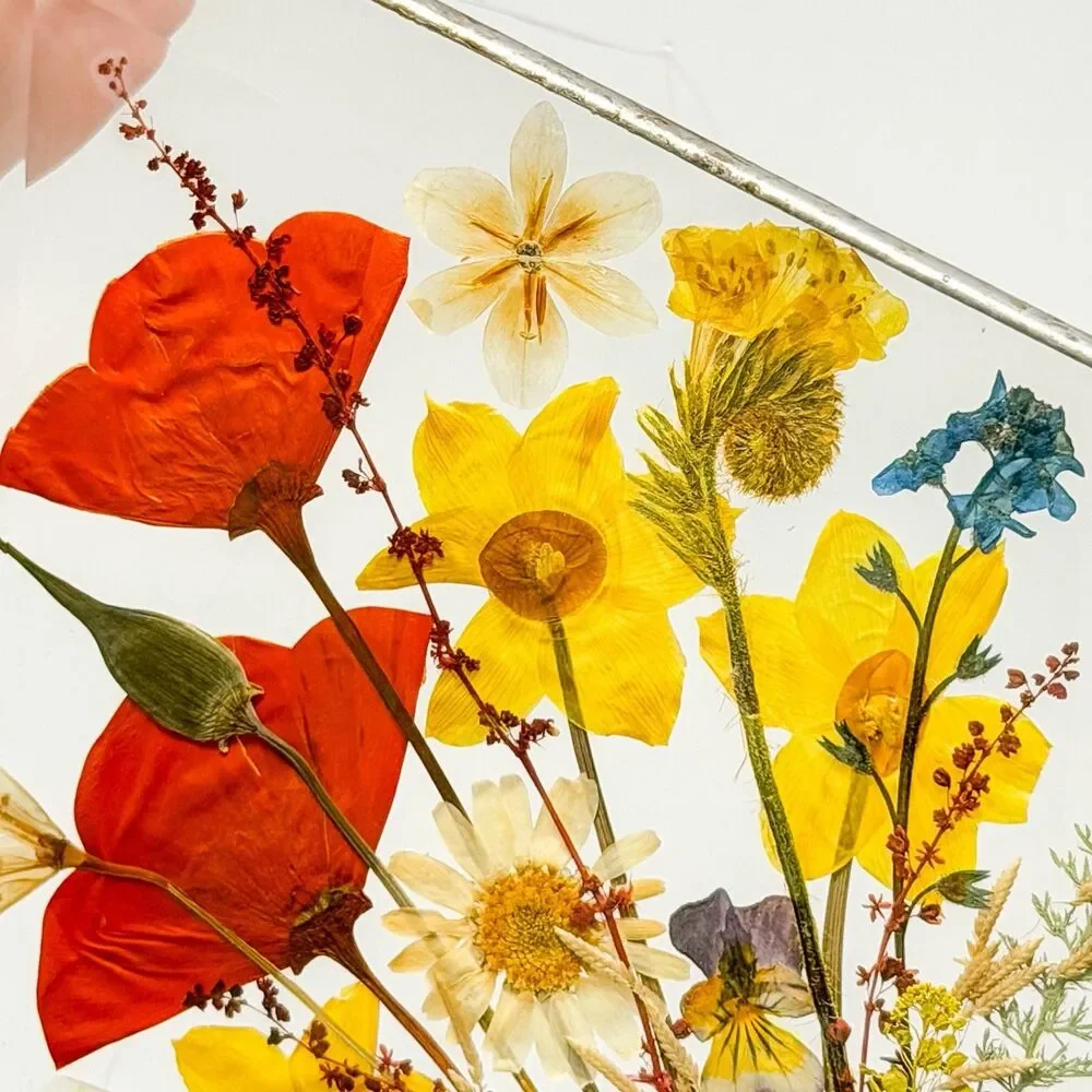 Vintage Pressed Flower Glass Suncatcher Hanging Panel Soldered Metal Frame 6x9